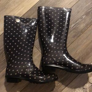 NWT UGG polka dot rain boots